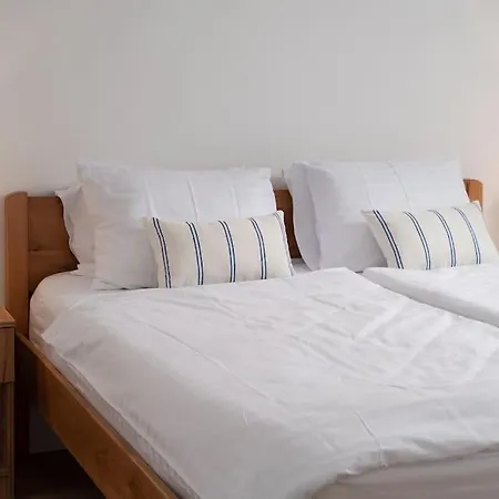 Maris Apartment
