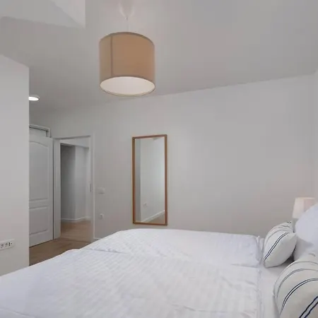 Maris Apartman